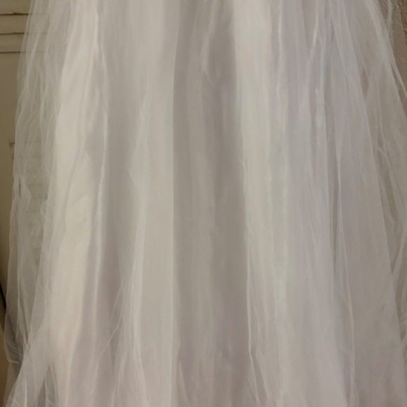 David's Bridal Size 4 White Tulle Floor Length Wedding Dress NWT Style # 48993D - Picture 6 of 6